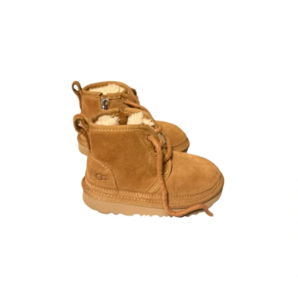 Ugg Neumell II Suede Lace-Up Winter Boots